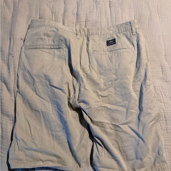 Vans skate shorts - Picture 3 of 3